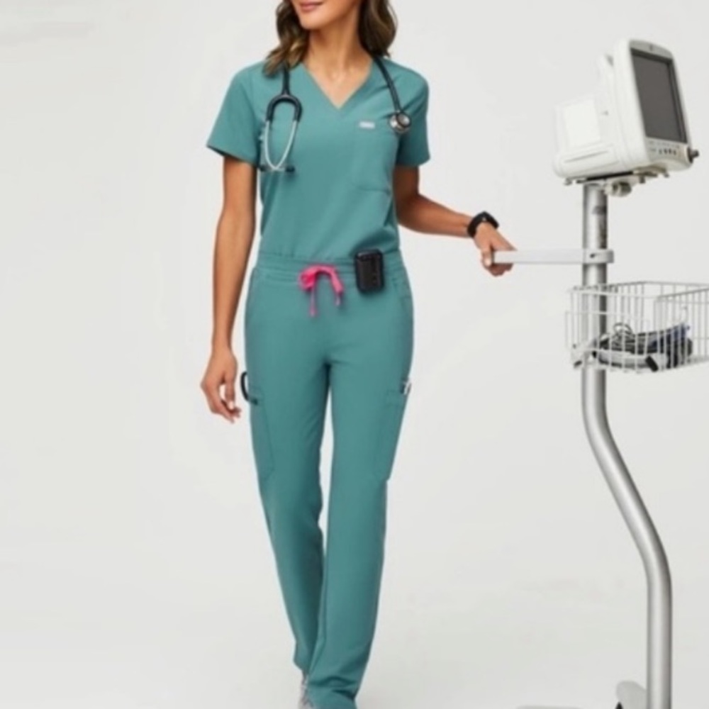 HYDROGREEN Catalina Top Figs